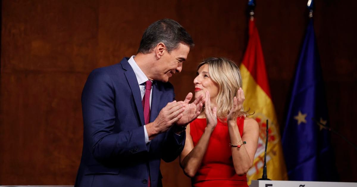 PSOE y Sumar se enfrentan por la política de vivienda en plena precampaña electoral PSOE y Sumar se enfrentan por la política de vivienda en plena precampaña electoral