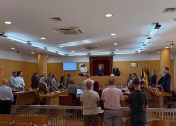 La Asamblea de Ceuta recuerda a víctimas de accidente ferroviario