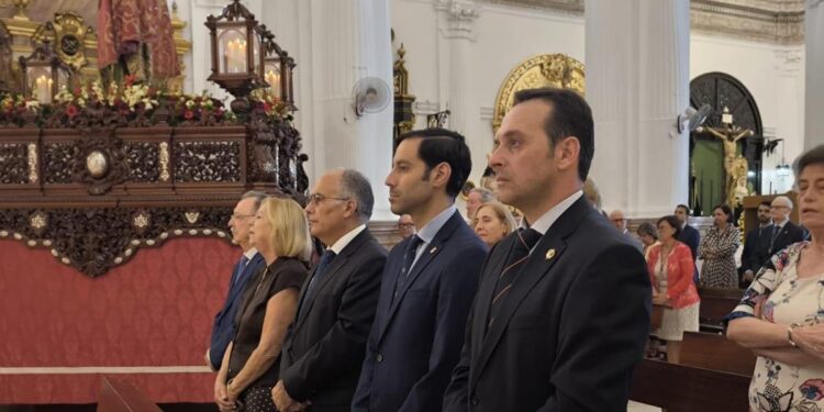 Vox asiste a misa por patronos de Ceuta Vox asiste a misa por patronos de Ceuta