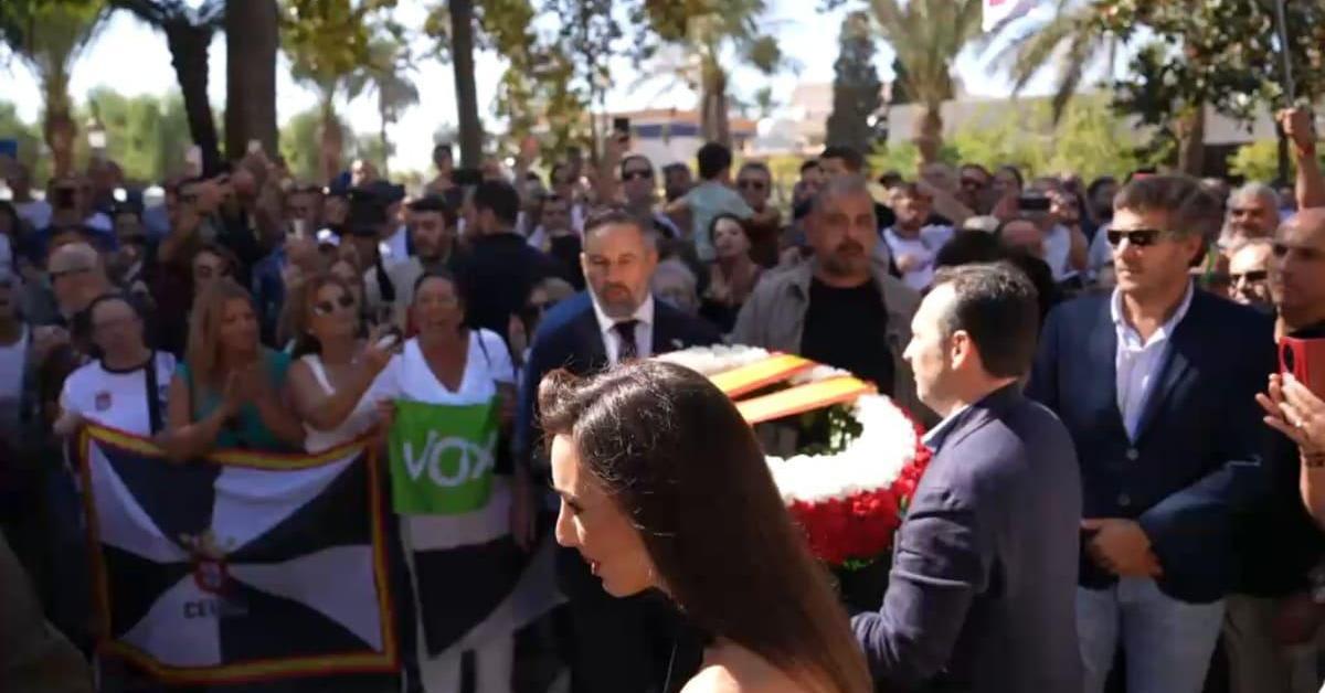 Vox Ceuta comparte homenaje a caídos