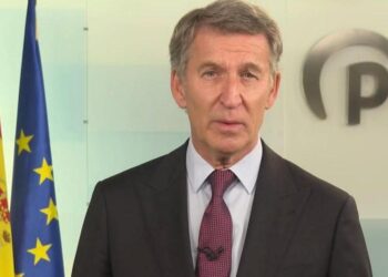 Feijóo exige explicaciones por buques marroquíes en Ceuta
