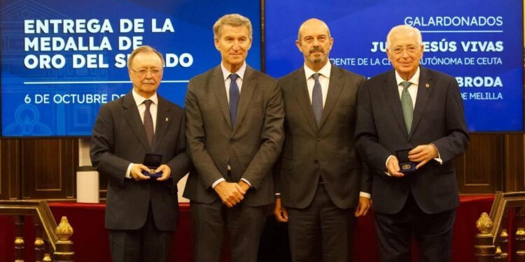 El senador Hakim denuncia la falta de respuestas del Gobierno