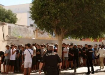 Marruecos afirma haber repatriado a 327 menores no acompañados tras la crisis migratoria de Ceuta Marruecos afirma haber repatriado a 327 menores no acompañados tras la crisis migratoria de Ceuta