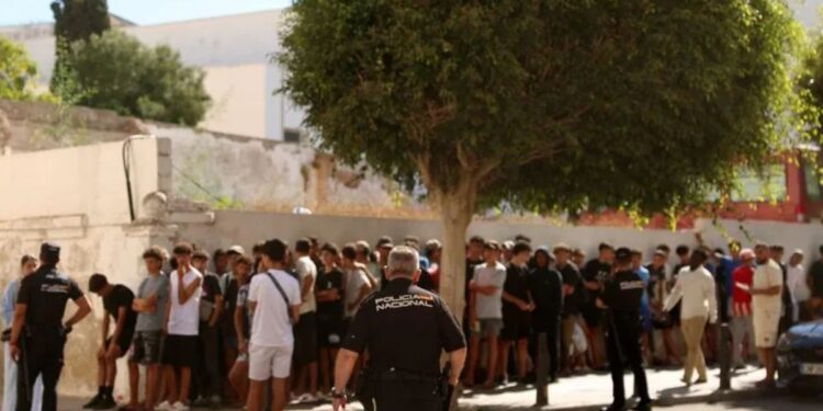 Marruecos afirma haber repatriado a 327 menores no acompañados tras la crisis migratoria de Ceuta