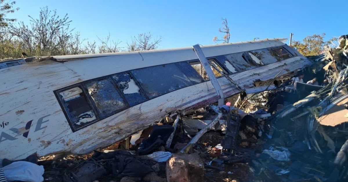 Teléfonos de emergencia y asistencia habilitados para familiares tras el trágico choque de trenes en Toledo
